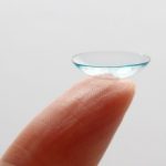 コンタクトレンズ、インプラント、出産費用、歯科矯正は医療費控除の対象?