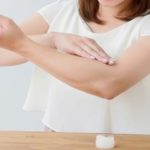 ヒルドイドソフト軟膏は顔より体の保湿におすすめ!効果と使い方